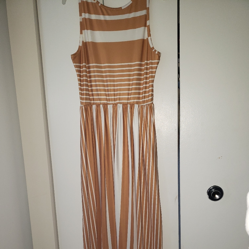 Maxi dress